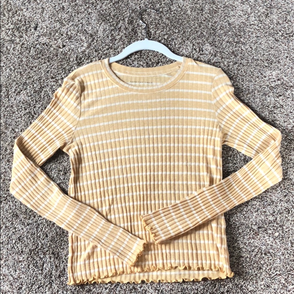 American Eagle long sleeved top